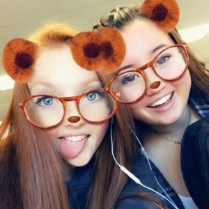 Meet your Posher, Cara